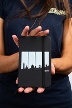 Carica l&#39;immagine nel visualizzatore di Gallery, Notebook Skyline - Small
